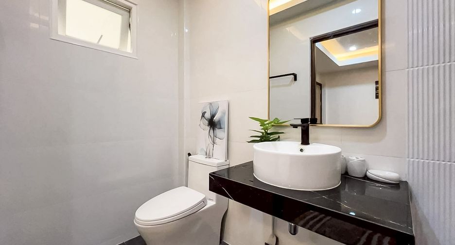 For sale 2 bedrooms house in Bang Lamung, Chonburi