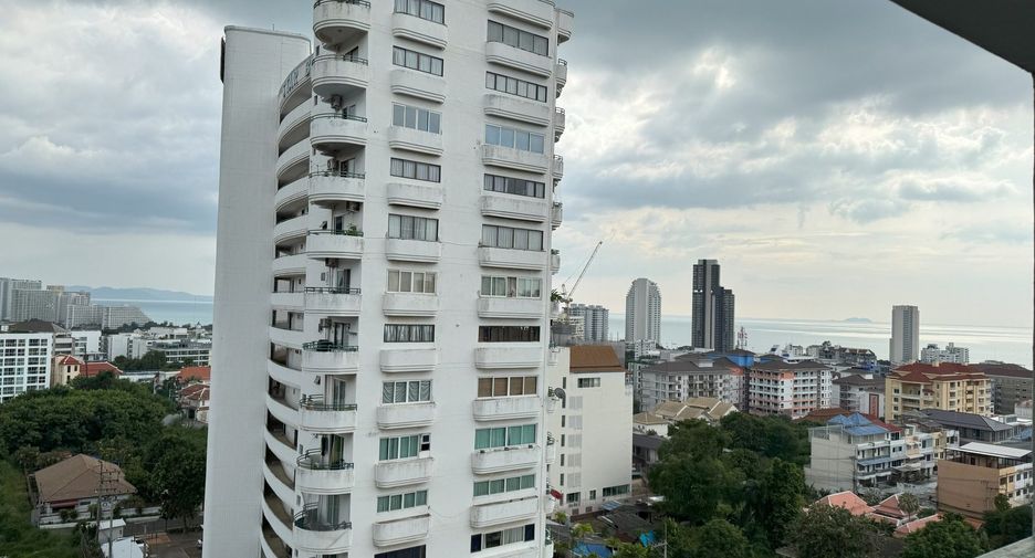 For sale studio condo in Bang Lamung, Chonburi