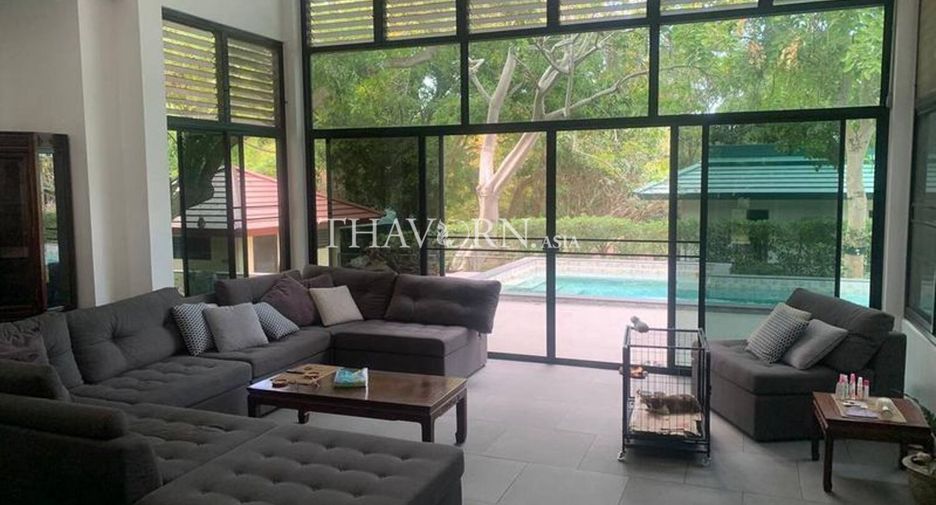 Casa en venta de 4 habitaciones en Sattahip, Chonburi