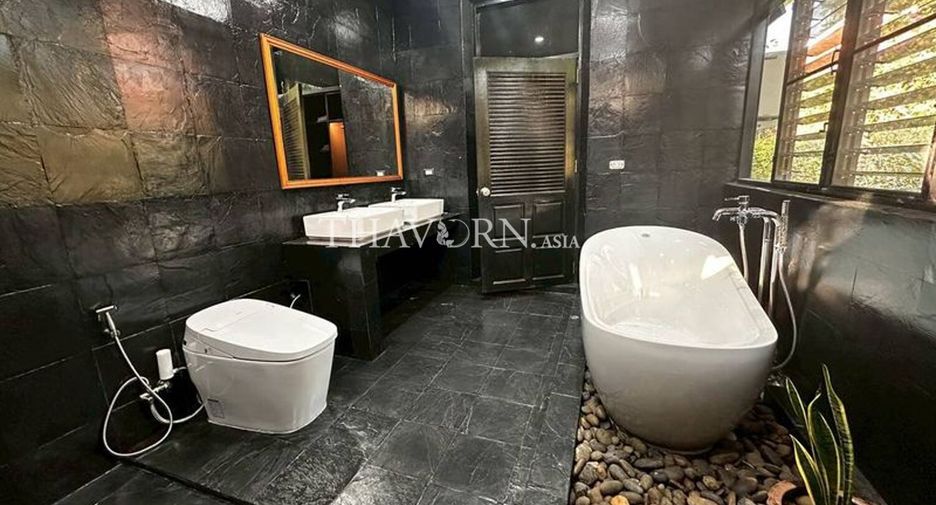 Casa en venta de 4 habitaciones en Sattahip, Chonburi