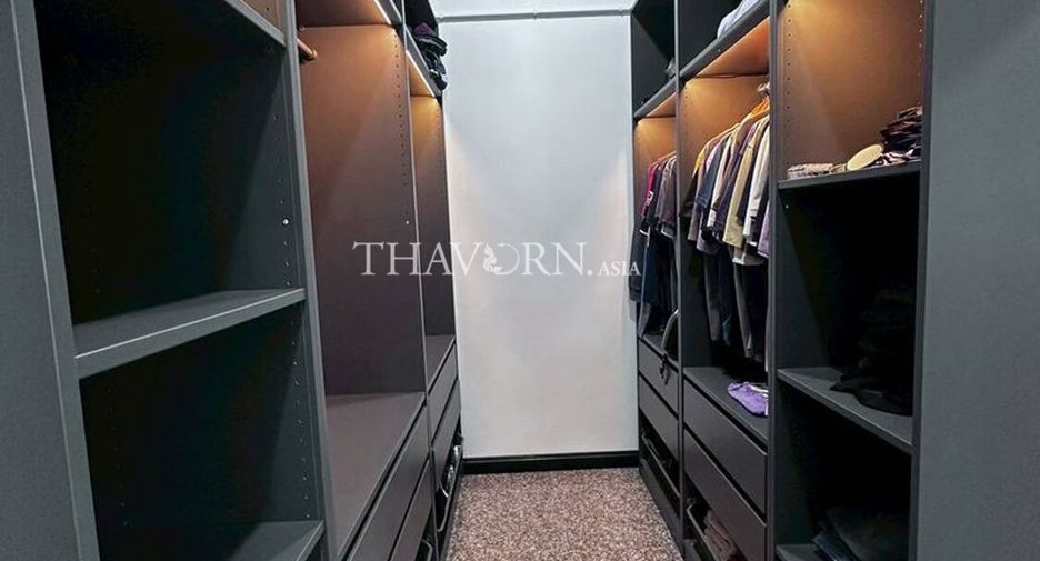 Casa en venta de 4 habitaciones en Sattahip, Chonburi