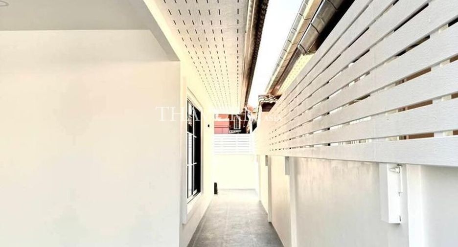 出售 2 卧室 独立屋 在 Bang Lamung, Chon Buri