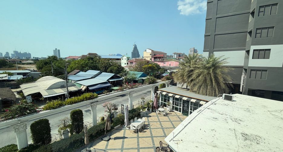 Condo en alquiler de 1 habitaciones en Bang Lamung, Chonburi