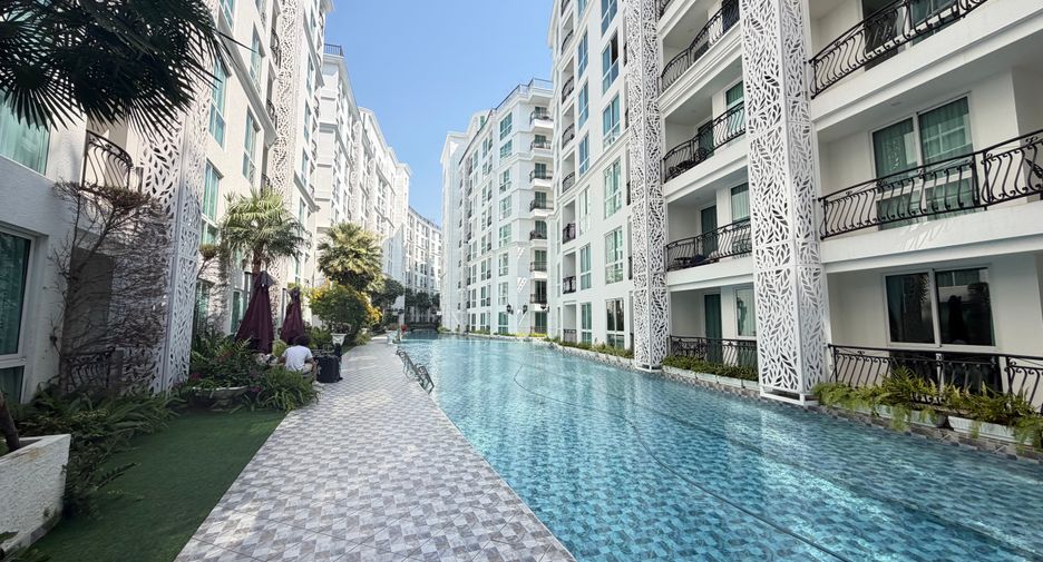 Condo en alquiler de 1 habitaciones en Bang Lamung, Chonburi