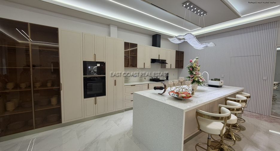À vendre 4 chambres maison à East Pattaya, Pattaya