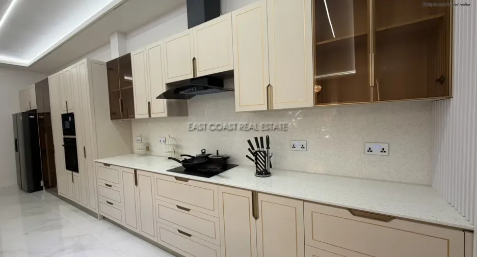 ขาย 4 ห้องนอน บ้านเดี่ยว ใน บางละมุง, ชลบุรี
