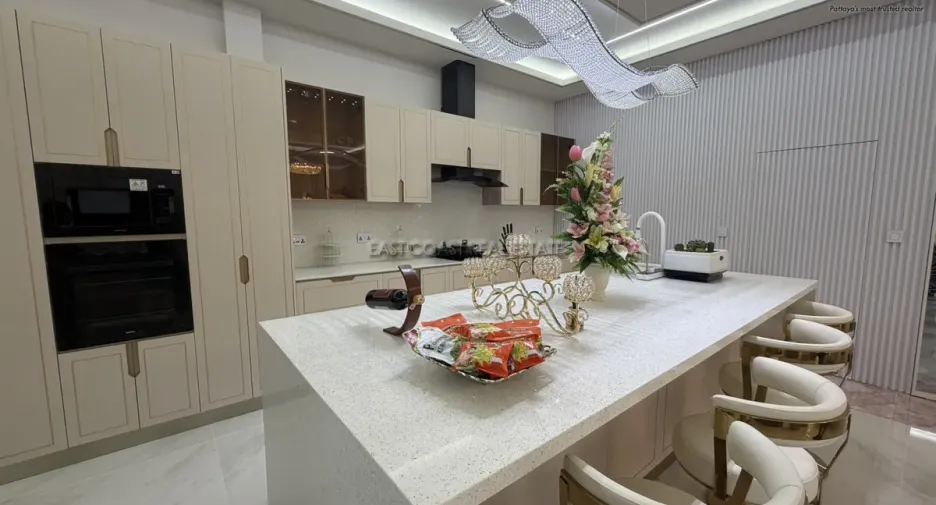 ขาย 4 ห้องนอน บ้านเดี่ยว ใน บางละมุง, ชลบุรี