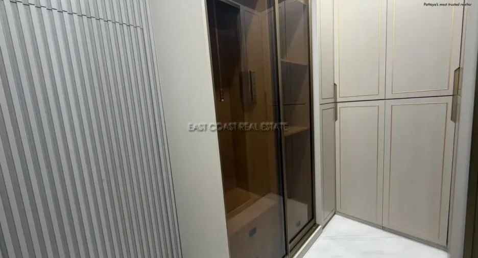 For sale 4 bedrooms house in Bang Lamung, Chonburi