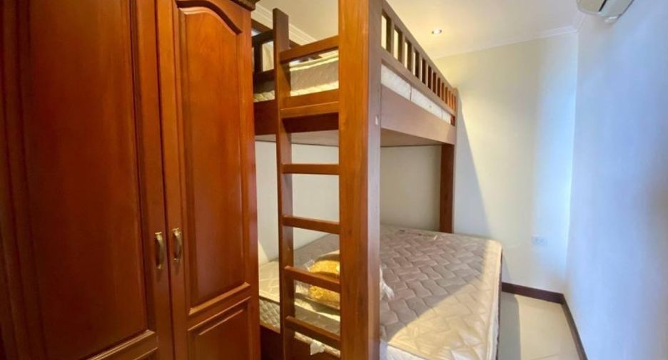 For sale 2 bedrooms condo in Pratumnak, Pattaya