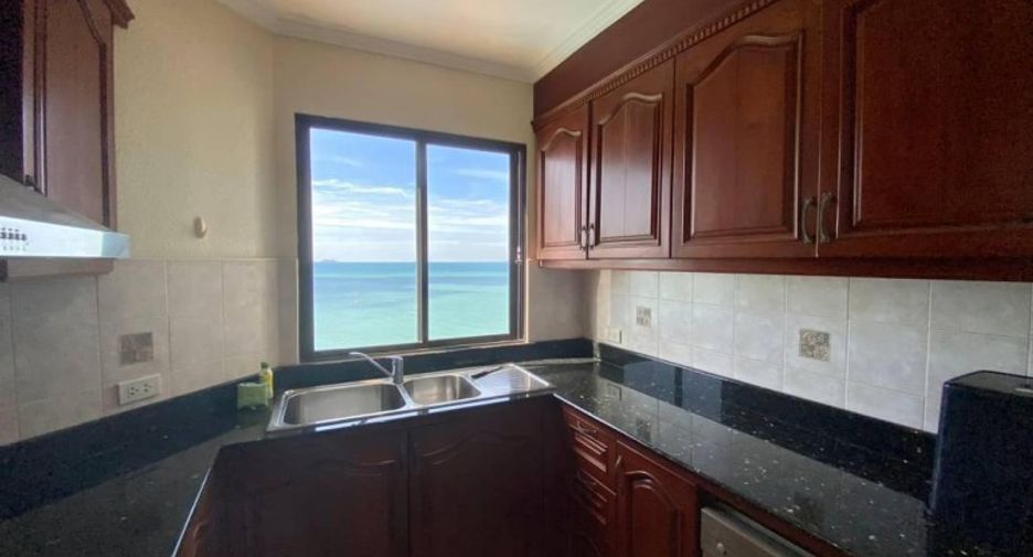 For sale 2 bedrooms condo in Pratumnak, Pattaya