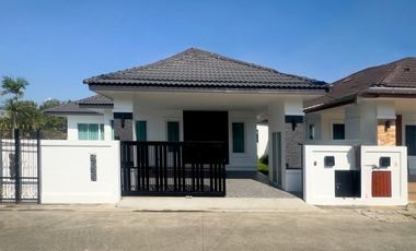 Casa en venta de 3 habitaciones en Bang Lamung, Chonburi