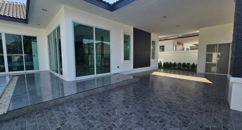 Casa en venta de 3 habitaciones en Bang Lamung, Chonburi