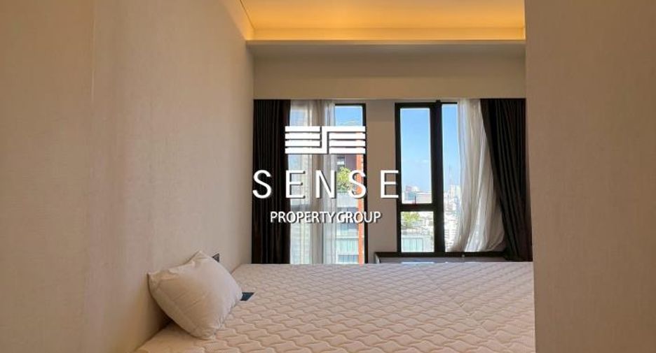 For rent 3 bedrooms condo in Watthana, Bangkok