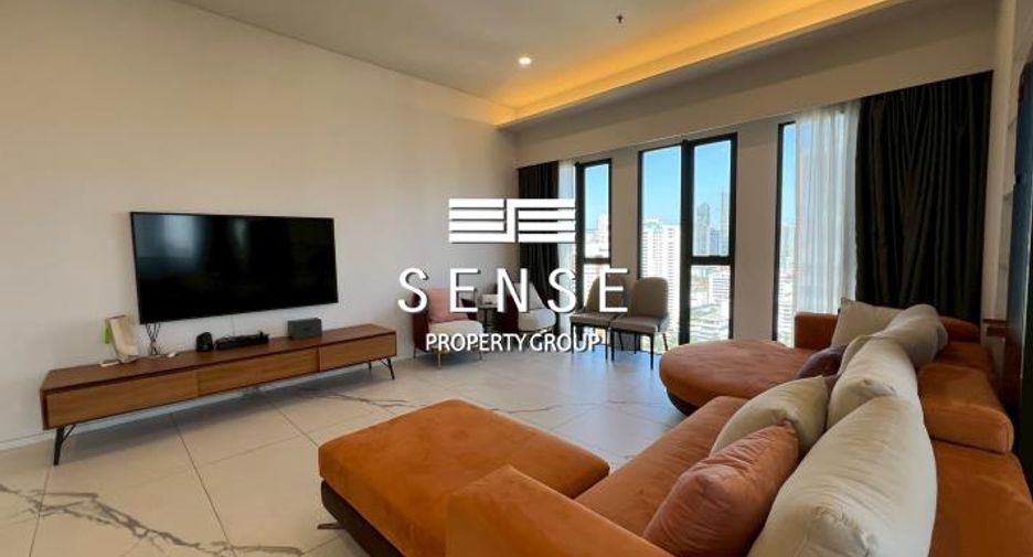 For rent 3 bedrooms condo in Watthana, Bangkok