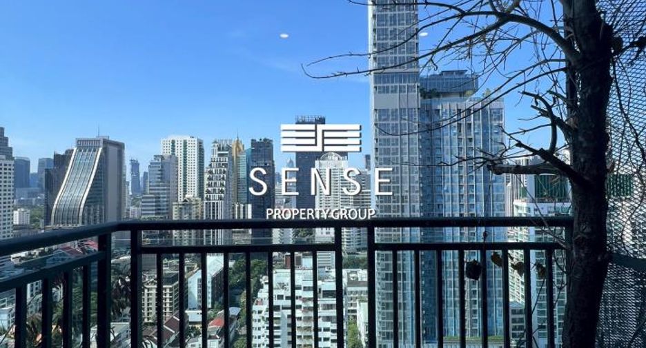For rent 3 bedrooms condo in Watthana, Bangkok