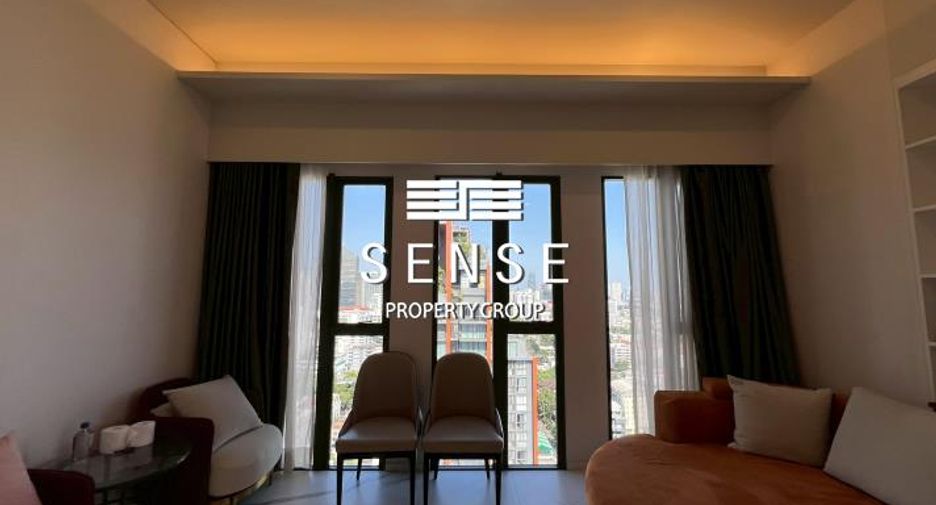 For rent 3 bedrooms condo in Watthana, Bangkok