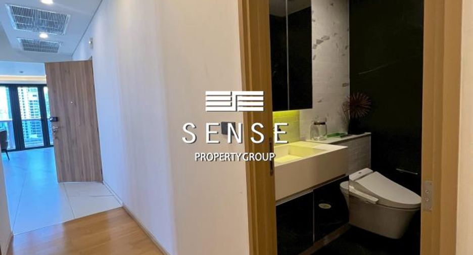 For rent 3 bedrooms condo in Watthana, Bangkok