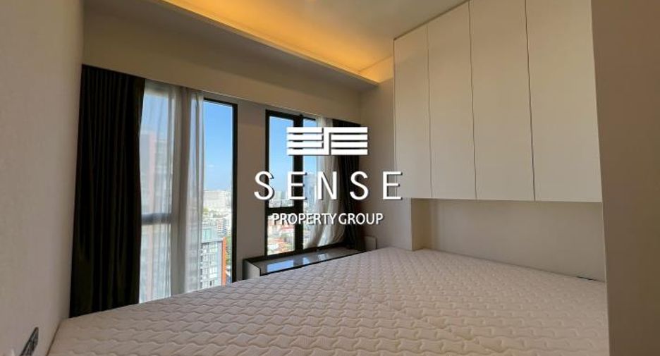 For rent 3 bedrooms condo in Watthana, Bangkok