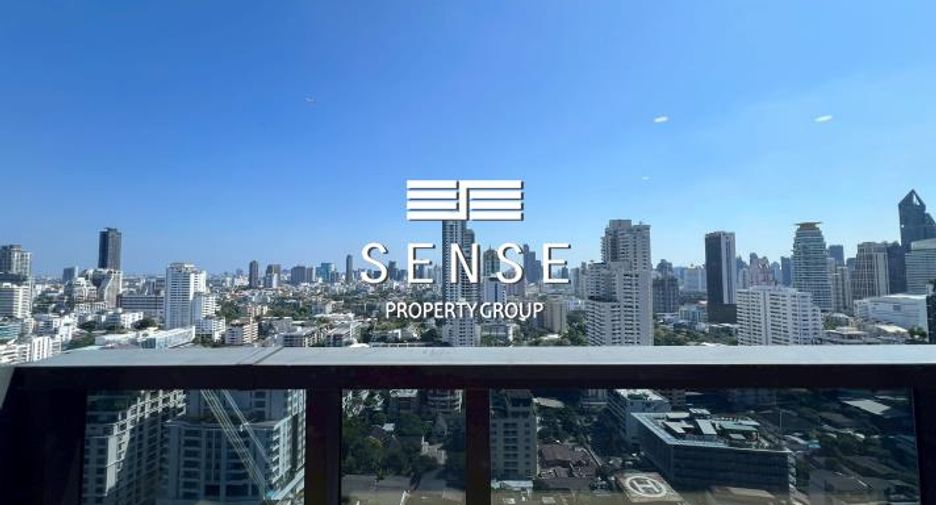 For rent 3 bedrooms condo in Watthana, Bangkok