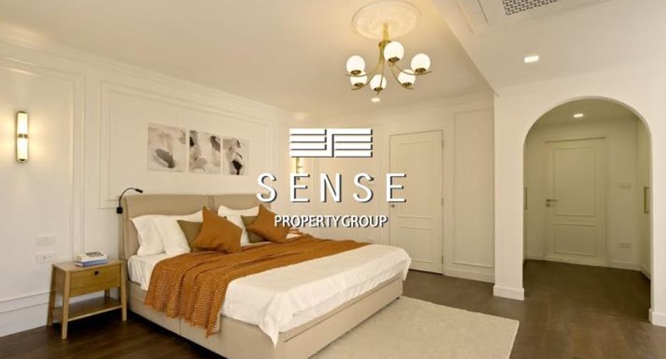 For sale 4 bedrooms condo in Watthana, Bangkok