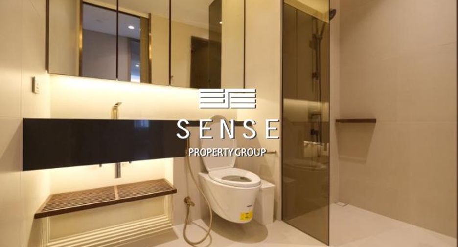 À vendre 2 chambres condo à Khlong Toei, Bangkok