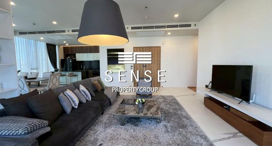 For rent 3 bedrooms condo in Watthana, Bangkok