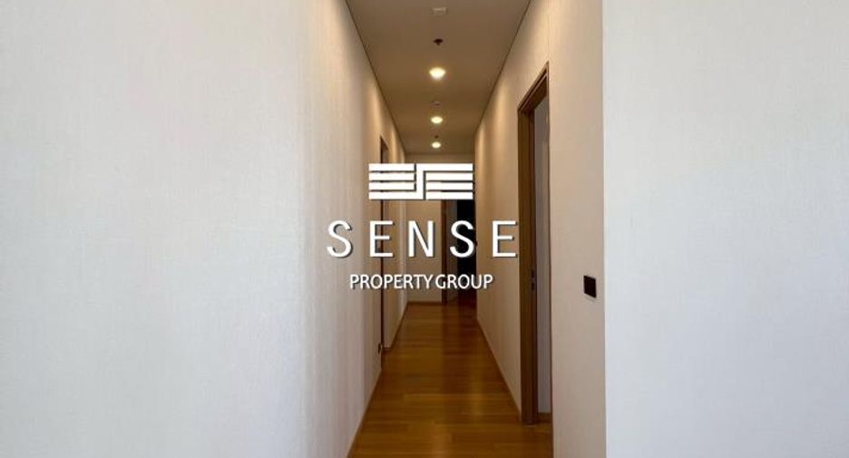 For rent 3 bedrooms condo in Watthana, Bangkok