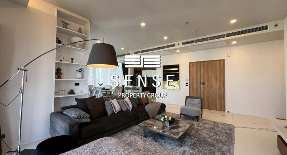 For rent 3 bedrooms condo in Watthana, Bangkok