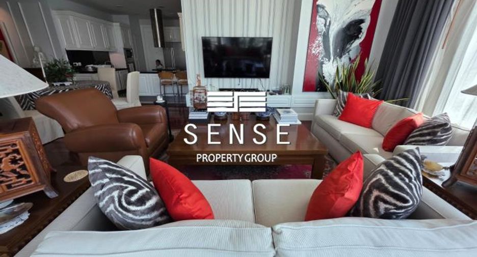 For sale 3 bedrooms condo in Watthana, Bangkok