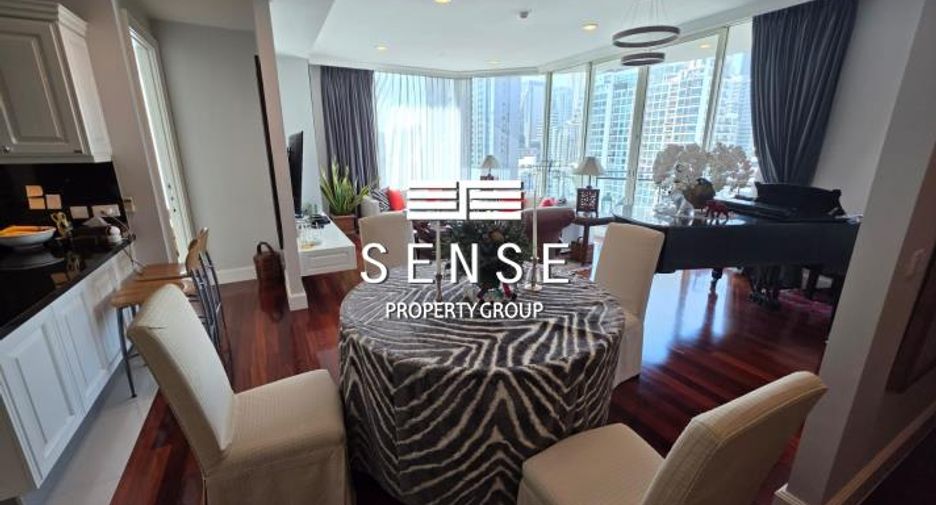 For sale 3 bedrooms condo in Watthana, Bangkok
