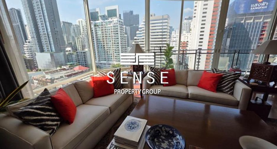 For sale 3 bedrooms condo in Watthana, Bangkok
