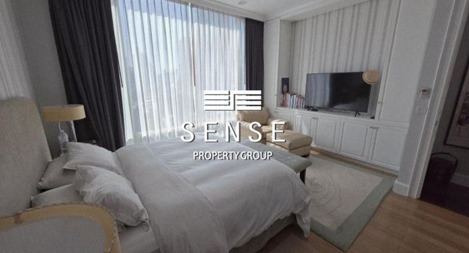 For sale 3 bedrooms condo in Watthana, Bangkok