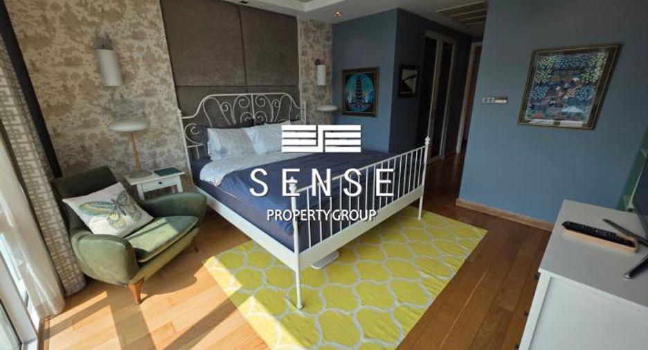 For sale 4 bedrooms condo in Khlong Toei, Bangkok