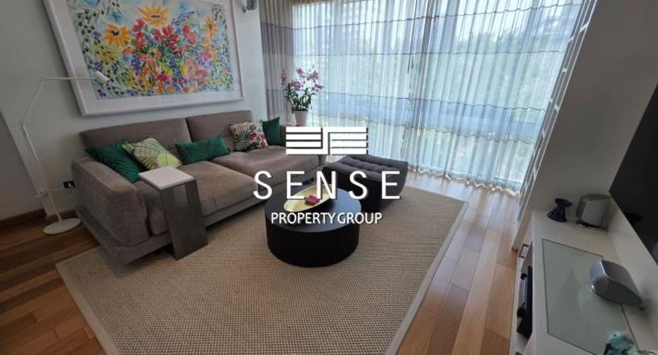 For sale 4 bedrooms condo in Khlong Toei, Bangkok