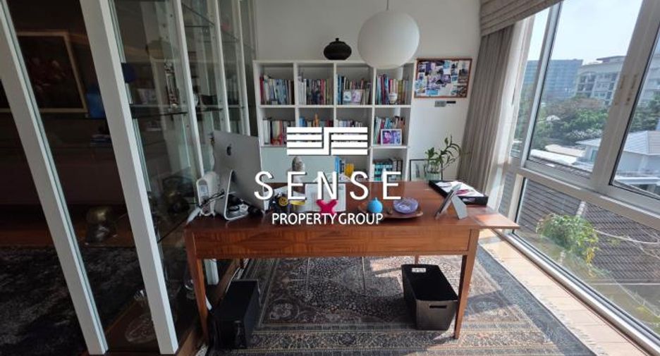 For sale 4 bedrooms condo in Khlong Toei, Bangkok
