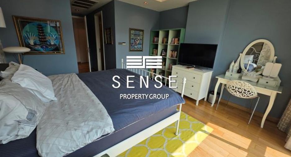 For sale 4 bedrooms condo in Khlong Toei, Bangkok