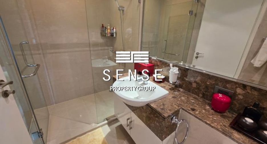 For sale 4 bedrooms condo in Khlong Toei, Bangkok
