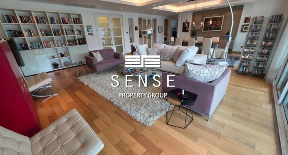 For sale 4 bedrooms condo in Khlong Toei, Bangkok