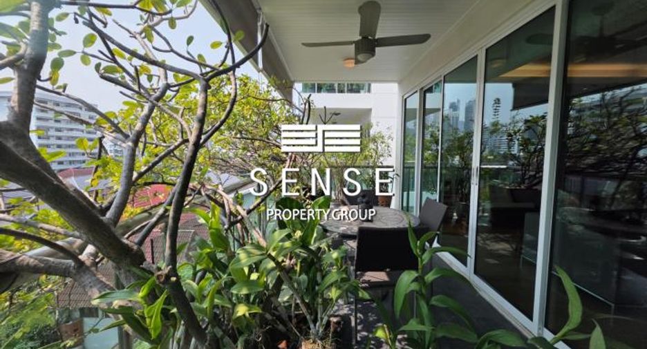 For sale 4 bedrooms condo in Khlong Toei, Bangkok