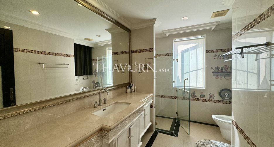 For sale 2 bedrooms condo in Bang Lamung, Chonburi