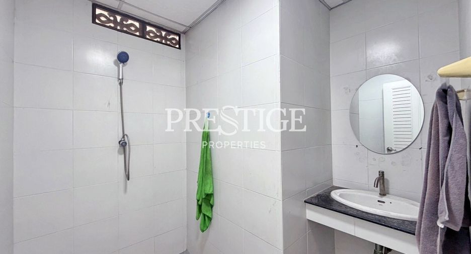 For sale and for rent 6 bedrooms house in Bang Lamung, Chonburi
