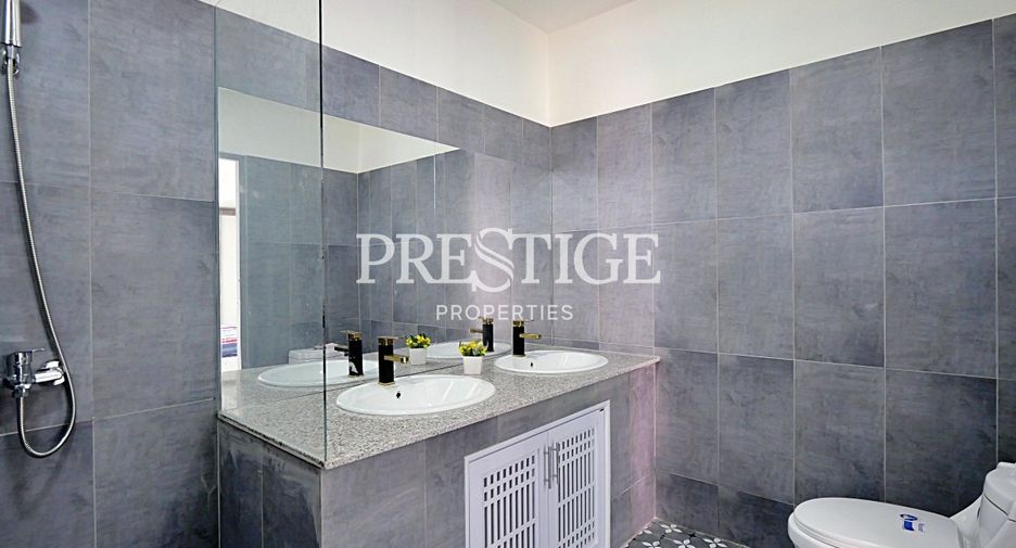 For sale and for rent 6 bedrooms house in Bang Lamung, Chonburi
