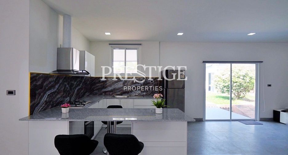 For sale and for rent 6 bedrooms house in Bang Lamung, Chonburi