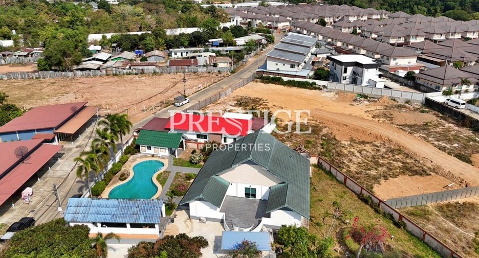 For sale and for rent 6 bedrooms house in Bang Lamung, Chonburi
