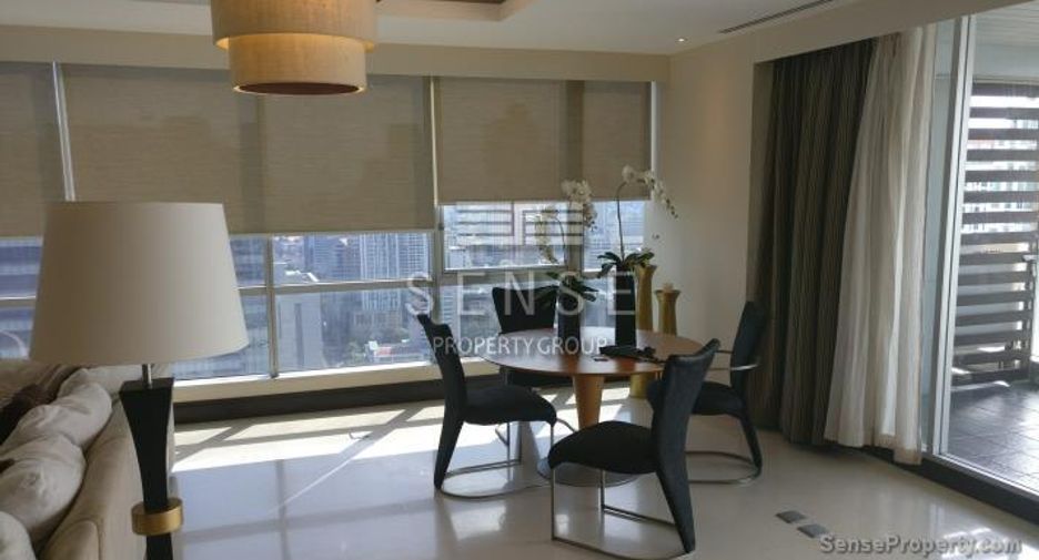 For rent 5 bedrooms condo in Sathon, Bangkok