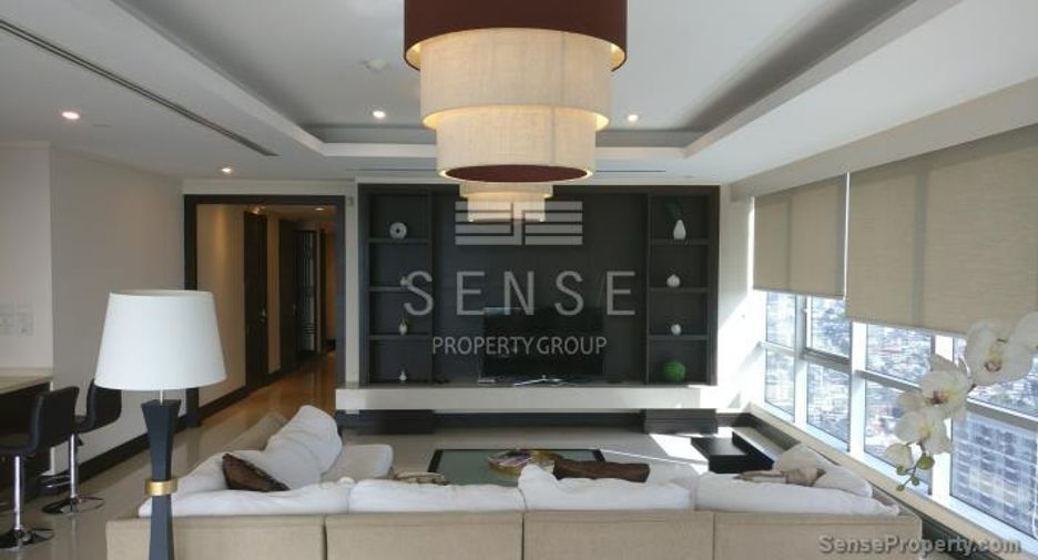 For rent 5 bedrooms condo in Sathon, Bangkok