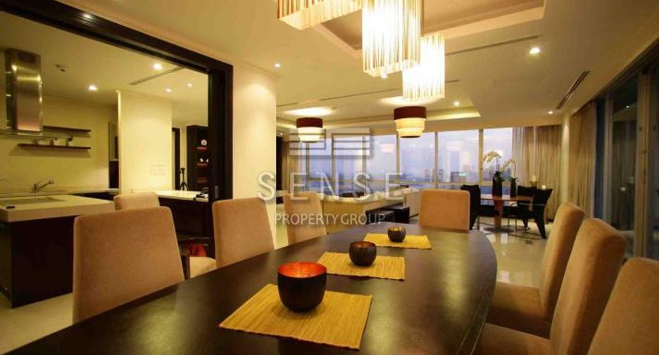 For rent 5 bedrooms condo in Sathon, Bangkok