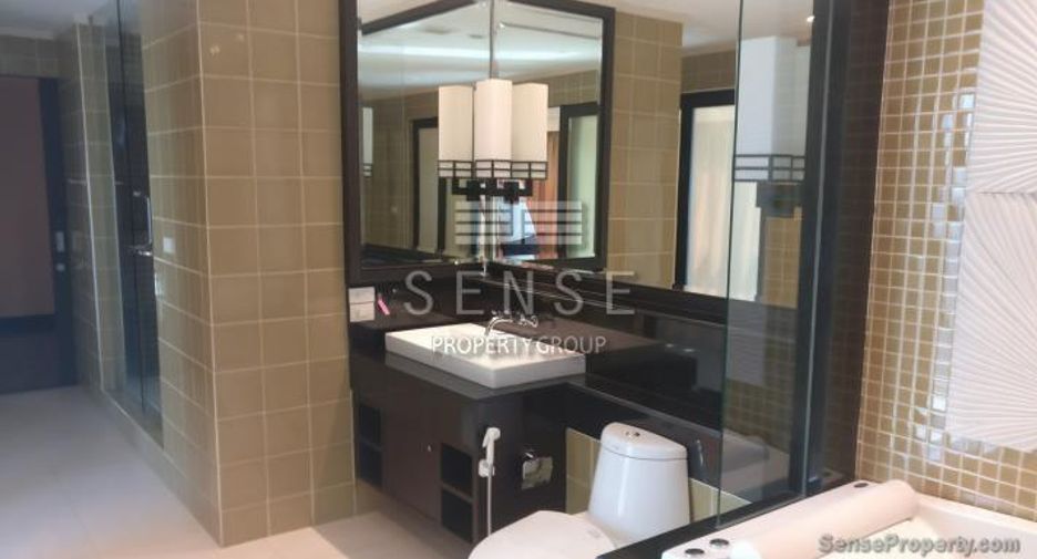 For rent 5 bedrooms condo in Sathon, Bangkok