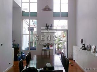 ขาย 5 ห้องนอน ทาวน์เฮ้าส์ ใน วัฒนา, กรุงเทพฯ