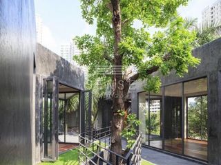 For sale そして for rent 5 ベッドルーム house in Khlong Toei, Bangkok